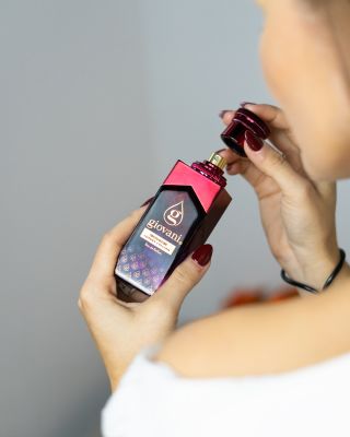 💕👑 Giovani® SIGNATURE – miris s jedinstvenim karakterom, koji spaja dubinu, eleganciju i dozu tajanstvenosti. ✨ Igrački...
